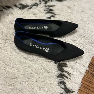 Rothy’s Point Black Size 8